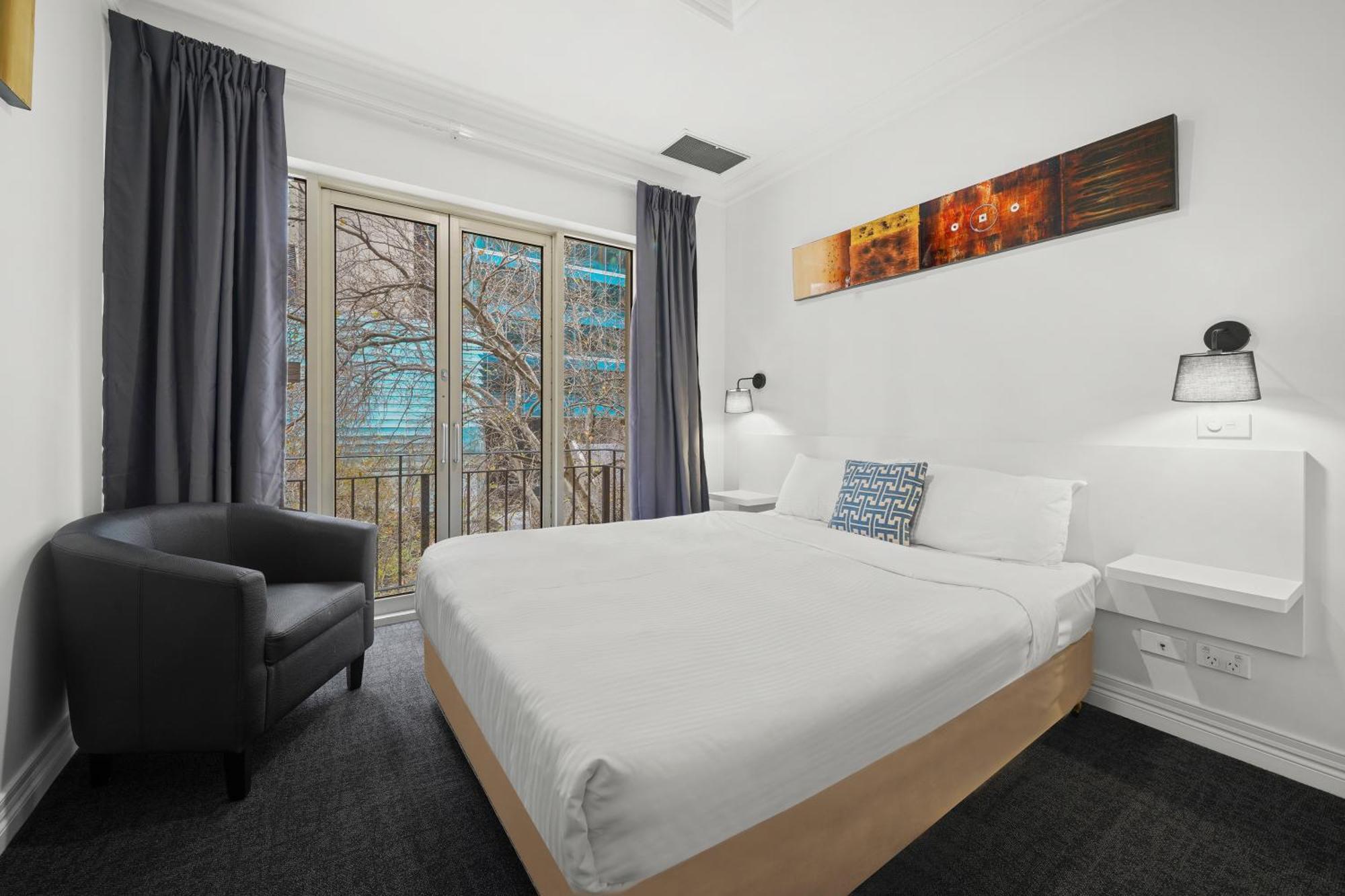 Comfort Hotel Melbourne Central Exteriör bild
