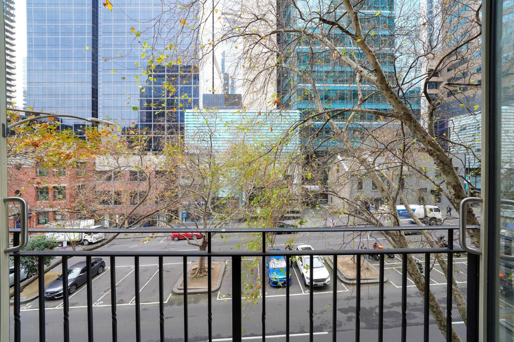 Comfort Hotel Melbourne Central Exteriör bild